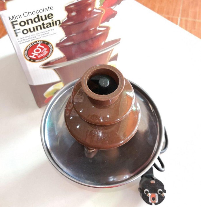 Čokoladna fontana sa 3 nivoa NOVO! 6